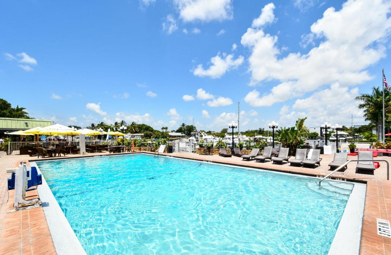 Sarasota Cay Club #612 - Heated Pool, Bunk Beds, Huge Tv, Tiki Bar, More! South Bradenton Экстерьер фото